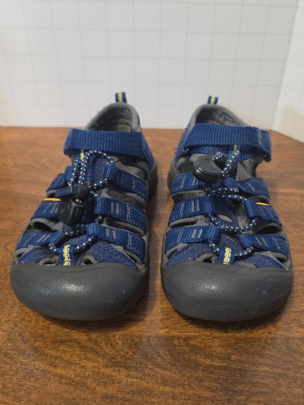 KEEN Newport H2 Kids Blue Waterproof Closed Toe Hiking Water Sandals Size 11